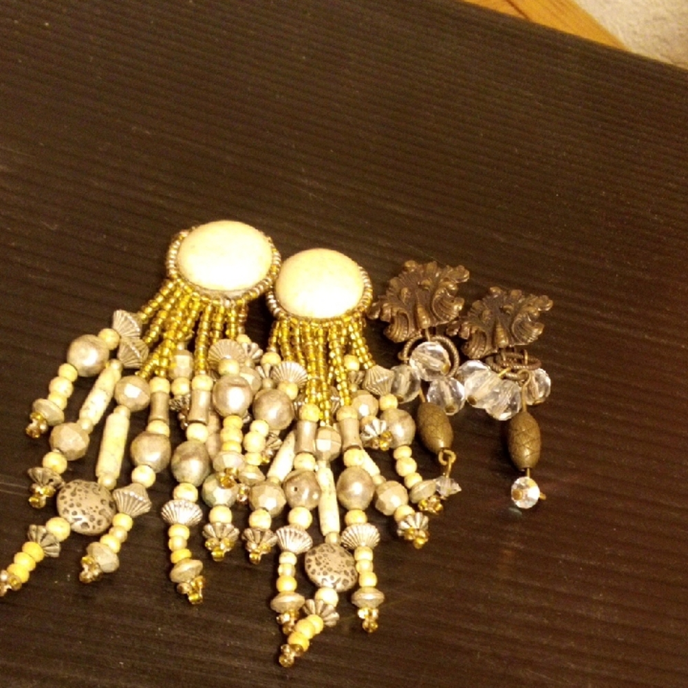 Two Sets Of Women's Earrings - Vintage